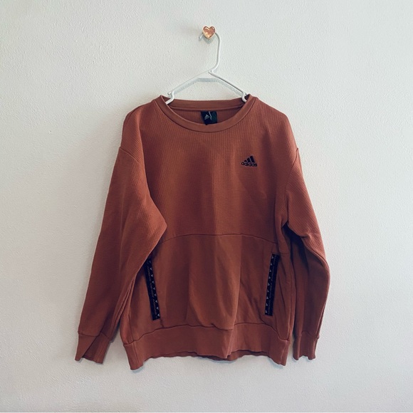 adidas Tops - Adidas crewneck logo sweatshirt